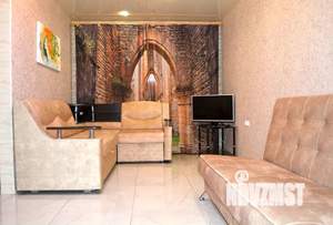 Студия квартира, посуточно, 40м2, 2/6 этаж