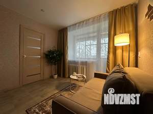 3-к квартира, посуточно, 50м2, 5/5 этаж