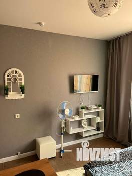 Студия квартира, посуточно, 18м2, 1/10 этаж