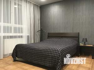 Студия квартира, посуточно, 34м2, 17/25 этаж