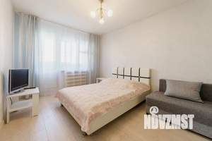 1-к квартира, посуточно, 35м2, 4/9 этаж