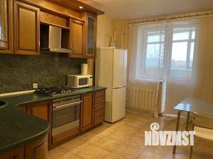 2-к квартира, посуточно, 60м2, 1/1 этаж