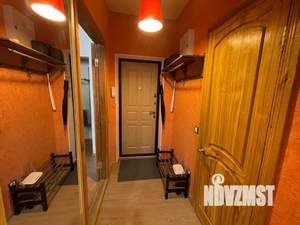 1-к квартира, посуточно, 37м2, 4/10 этаж
