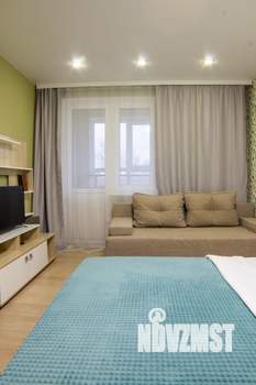 1-к квартира, посуточно, 37м2, 6/11 этаж