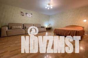 1-к квартира, посуточно, 38м2, 4/5 этаж