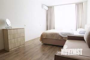 1-к квартира, посуточно, 48м2, 1/1 этаж