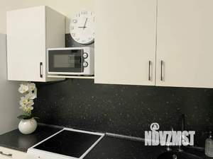 Студия квартира, посуточно, 50м2, 7/16 этаж