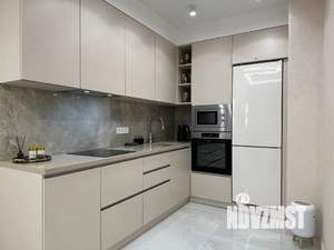 1-к квартира, посуточно, 40м2, 4/16 этаж