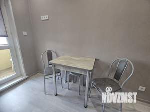 1-к квартира, посуточно, 37м2, 1/1 этаж