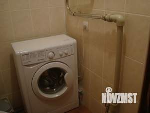 Студия квартира, посуточно, 42м2, 10/12 этаж