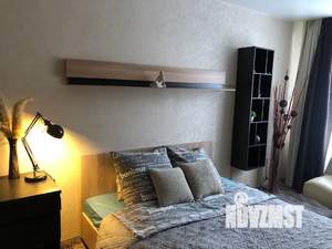 1-к квартира, посуточно, 38м2, 3/10 этаж