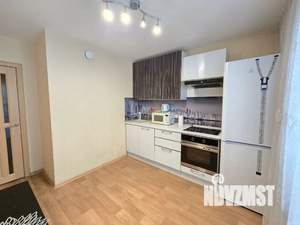 1-к квартира, посуточно, 35м2, 4/10 этаж