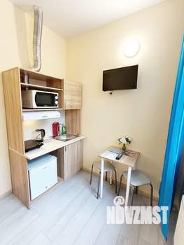 Студия квартира, посуточно, 15м2, 3/5 этаж
