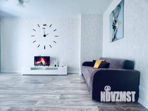 1-к квартира, посуточно, 35м2, 2/4 этаж