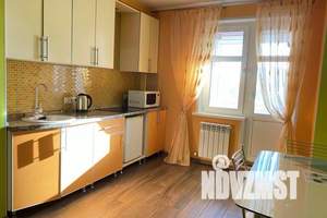 1-к квартира, посуточно, 45м2, 8/10 этаж