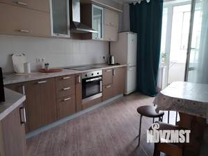 1-к квартира, посуточно, 40м2, 2/27 этаж