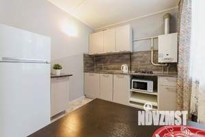 2-к квартира, посуточно, 47м2, 1/1 этаж