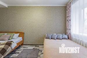 2-к квартира, посуточно, 46м2, 1/5 этаж