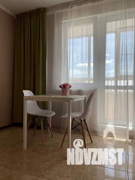 1-к квартира, посуточно, 45м2, 7/18 этаж