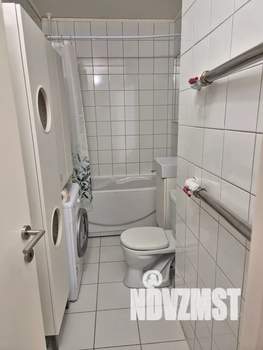 Студия квартира, посуточно, 32м2, 1/25 этаж