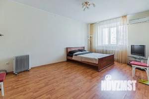 2-к квартира, посуточно, 65м2, 4/10 этаж