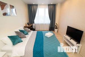 1-к квартира, посуточно, 40м2, 1/25 этаж