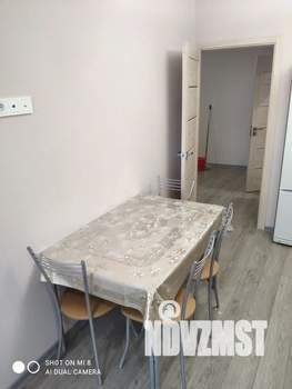 1-к квартира, посуточно, 54м2, 2/10 этаж