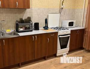 1-к квартира, посуточно, 44м2, 1/10 этаж