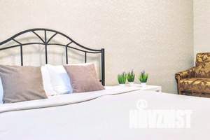 1-к квартира, посуточно, 37м2, 10/18 этаж