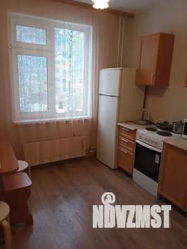 1-к квартира, посуточно, 32м2, 4/10 этаж