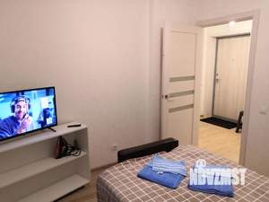 1-к квартира, посуточно, 35м2, 7/10 этаж