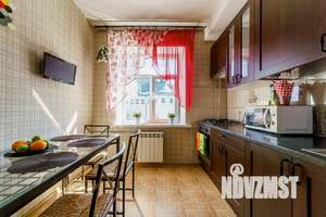 2-к квартира, посуточно, 56м2, 4/5 этаж