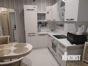 1-к квартира, посуточно, 40м2, 10/25 этаж