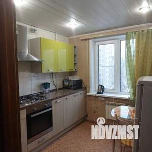 2-к квартира, посуточно, 51м2, 1/1 этаж