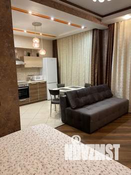 1-к квартира, посуточно, 42м2, 1/18 этаж