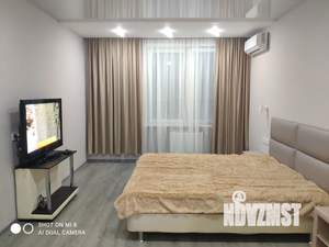 1-к квартира, посуточно, 54м2, 2/10 этаж