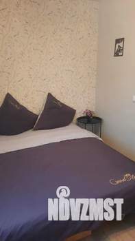 1-к квартира, посуточно, 33м2, 3/5 этаж