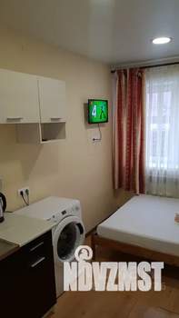 Студия квартира, посуточно, 18м2, 1/4 этаж