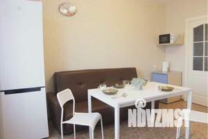 1-к квартира, посуточно, 50м2, 1/12 этаж