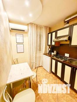 1-к квартира, посуточно, 37м2, 2/5 этаж