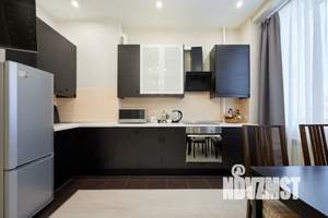 Студия квартира, посуточно, 40м2, 5/13 этаж