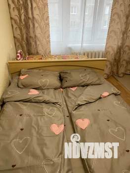 1-к квартира, посуточно, 32м2, 3/9 этаж