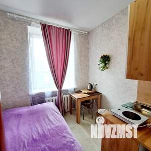 Студия квартира, посуточно, 10м2, 1/3 этаж