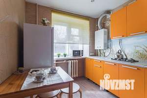 2-к квартира, посуточно, 42м2, 2/5 этаж