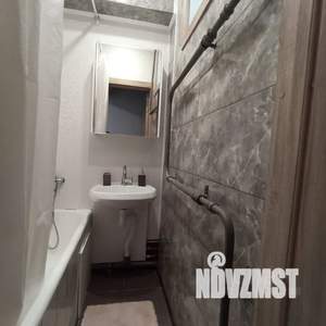 1-к квартира, посуточно, 35м2, 1/9 этаж