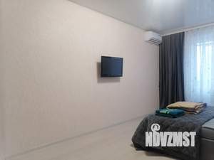 1-к квартира, посуточно, 34м2, 5/10 этаж