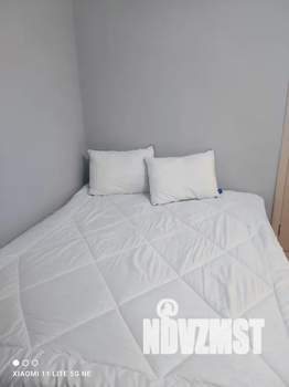 Студия квартира, посуточно, 32м2, 6/25 этаж