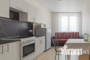 1-к квартира, посуточно, 38м2, 13/23 этаж