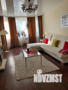 4-к квартира, посуточно, 102м2, 10/17 этаж