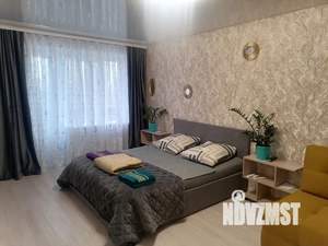 1-к квартира, посуточно, 34м2, 5/10 этаж
